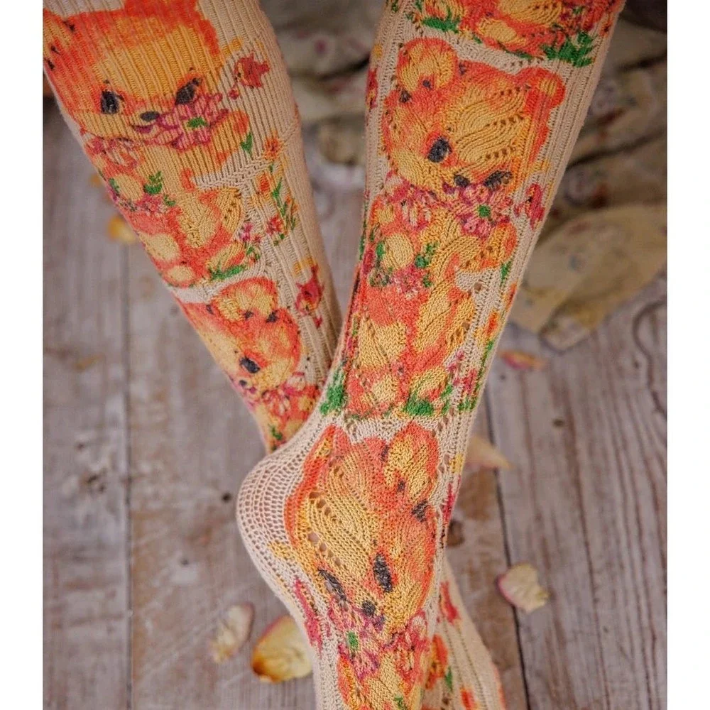 Magnolia Pearl Teddy Bear Floral Orange & Beige Knit Knee High Socks‎ NWT